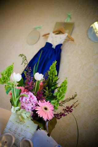 Beautiful bouquets and floral arrangements delivered by the best florists throughout virginia. Fluttering Flowers | Florists - The Knot