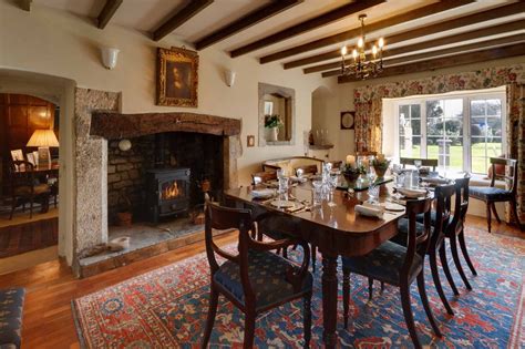 16th Century Dining Room English Cottage Style Cottage Style Dining
