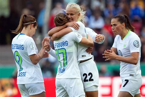 #pernille harder #vfl wolfsburg #vfl wolfsburg frauen #^^. Bilderstrecke zu: Frauenfußball: VfL Wolfsburg gewinnt ...