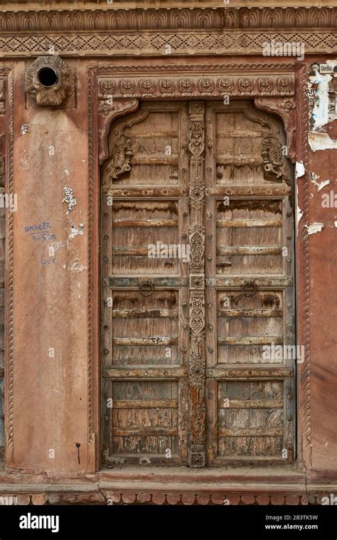Haveli Door Hi Res Stock Photography And Images Alamy