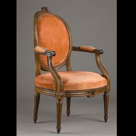 FAUTEUIL A DOSSIER MEDAILLON LOUIS XVI - 410909 - Expertissim