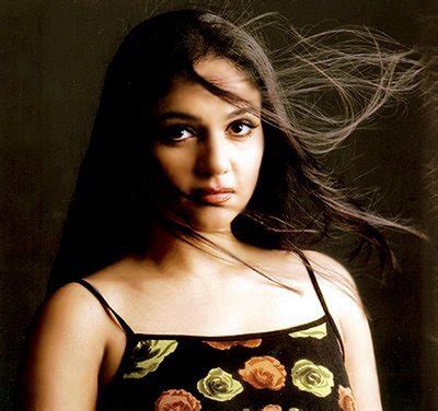 Bollywood movie actress gracy singh interview video by devang bhatt gracy singh amazingly talented actress and classical. Bollywood Stars: gracy singh pics2 new photos