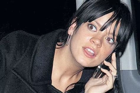 Lily Allen Flashes Third Nipple As She Promotes It S Not Me It S You
