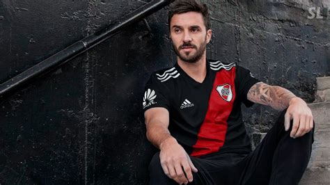 Maybe you would like to learn more about one of these? River Plate away kit by Adidas on Behance | Plate, Futebol ...