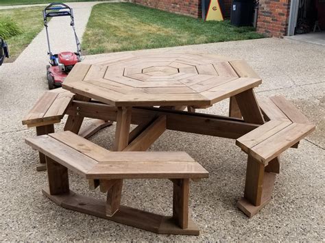This is a new room decorating idea that improves the look in our home with little or nothing in the pocket! Just finished up this octagonal picnic table ...