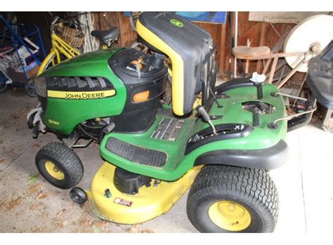 John Deere 100 Series D130 Lawn Tractor 1087