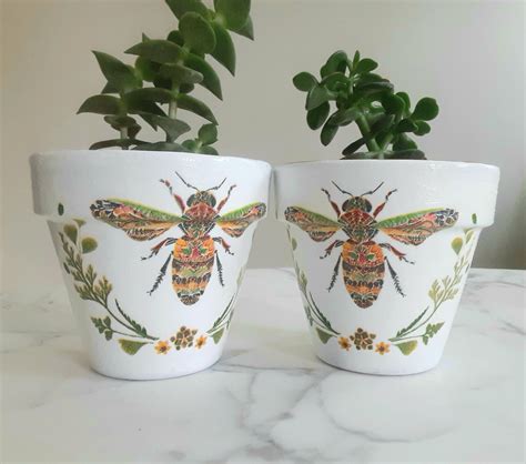 Set Of 2 Bee Clay Pots 45 Inch Bee Pots Clay Pots Clay Etsy