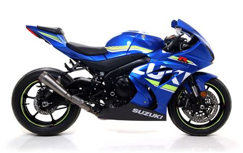 It is priced at an equivalent of rs 13.70 lakh and is available in two standard colours (blue and red), along with a special 100th anniversary colour, which is essentially the 2020 suzuki motogp livery. Arrow s'attaque à la Suzuki GSX-R 1000 2017 » AcidMoto.ch ...
