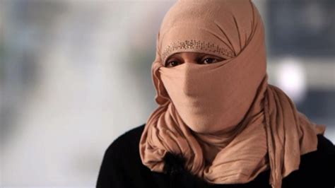 Isis Terror Yazidi Woman Recalls Horrors Of Slave Auction Nbc News