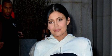 Kylie Jenner Comparte Una Foto Sin Maquillaje Tras Su Reciente Maternidad