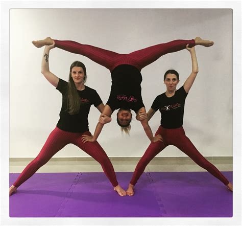 Gymnastics Skills Gymnastics Poses Acrobatic Gymnastics Gymnastics Workout Acro Yoga Poses