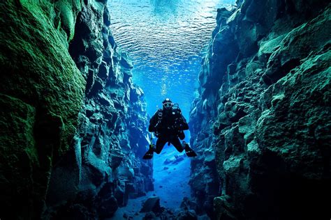 Silfra Diving Adventurevikingsis