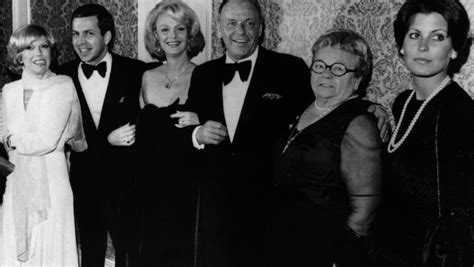 Frank Sinatras Daughters Not Expected At Barbaras Memorials Service