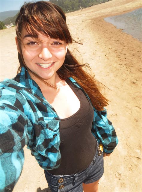 Beach Selfie By Aliciawasamess On Deviantart