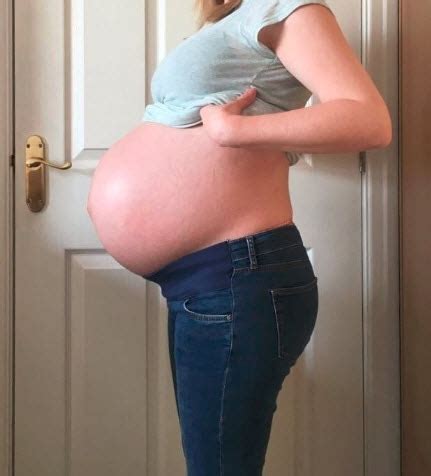 Fascinating Photos 40 Mums To Be Show Off Their Full Term Bumps