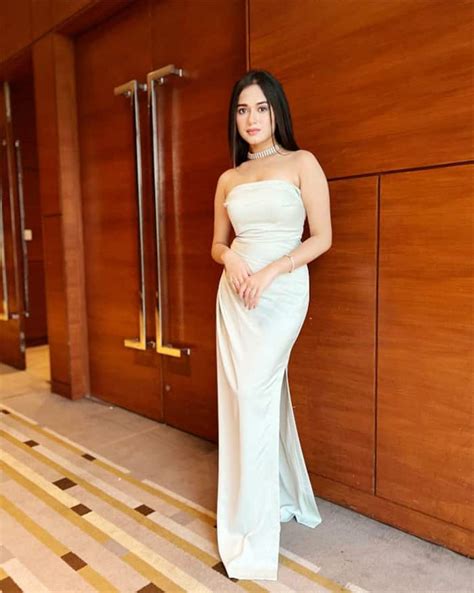 Jannat Zubair Rahmani Is Dressed Like A Day Dream In A White Off Shoulder Gown See Photos