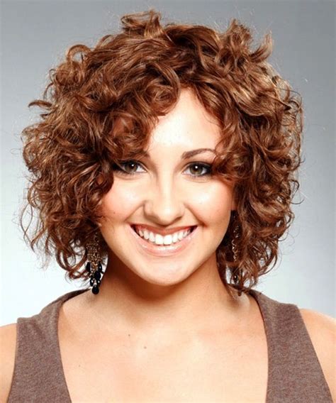 42 Chic Short Hairstyles For Plus Size Women Short Curly Hairstyles
