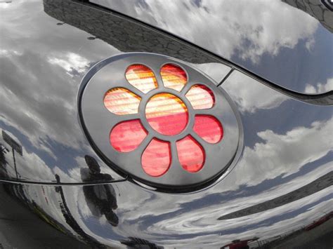 98 05 Volkswagen Beetle Daisy Flower Tail Light Covers 2 Pieces Par
