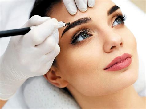 El microblading de cejas recibe diferentes nombres como: Cejas perfectas con Microblading - Revista Estilo Honduras