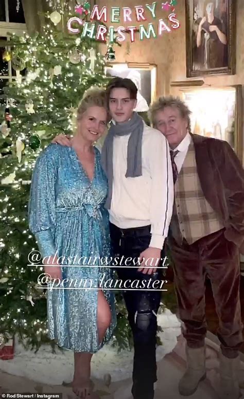 Penny Lancaster Looks Glamorous With Sir Rod Stewart And Son Alastair In Intimate Christmas Snap