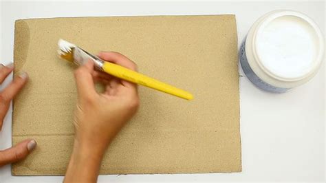 3 Easy Ways To Paint On Cardboard Wikihow Cardboard Painting