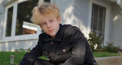 A peahen's clutch may range from 3 to 12 eggs, although 4 to 6 is average. What is the total Net Worth of Lev Cameron Khmelev? | Quiz ...