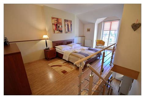 710 € 58 m² 2 zimmer. Korona Piastów 46 - 2-Zimmer Wohnung auf zwei Ebene für 2 ...