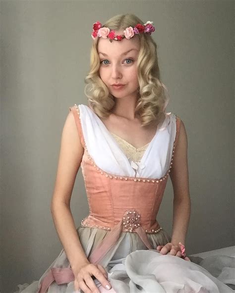 Thumbelina Costume For My Fairytale Themed Birthday Party 🕊🎀 Vintage