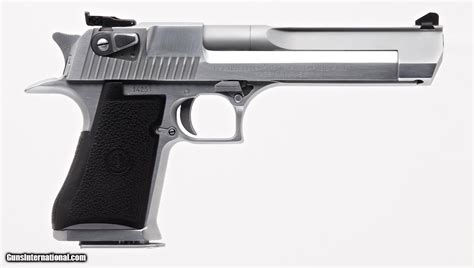 Magnum Research Desert Eagle 357 Magnum Semi Auto Pistol Like New In