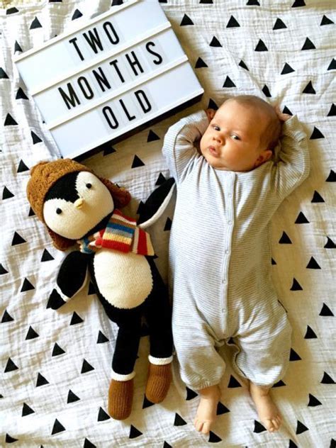 Monthly Baby Photo Ideas Track Your Babys Age In Photos Baby