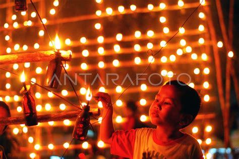 Festival Lampu Colok Antara Foto