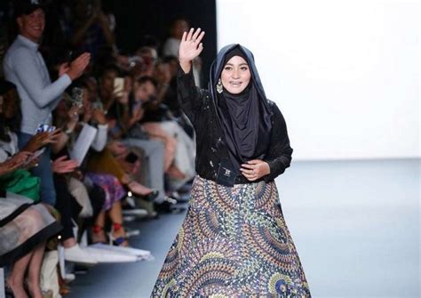 indonesia s leading muslim fashion designer jailed for fraud asia news asiaone