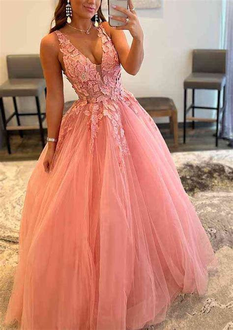 Princess A Line V Neck Sweep Train Tulle Prom Dress With Appliqued