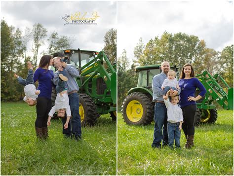 Country Farm Family Portrait Session // Hanover Virginia // Family