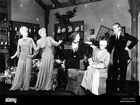 BLITHE SPIRIT HAILA STODDARD, PEGGY WOOD, MILDRED NATWICK, DOREEN LANG
