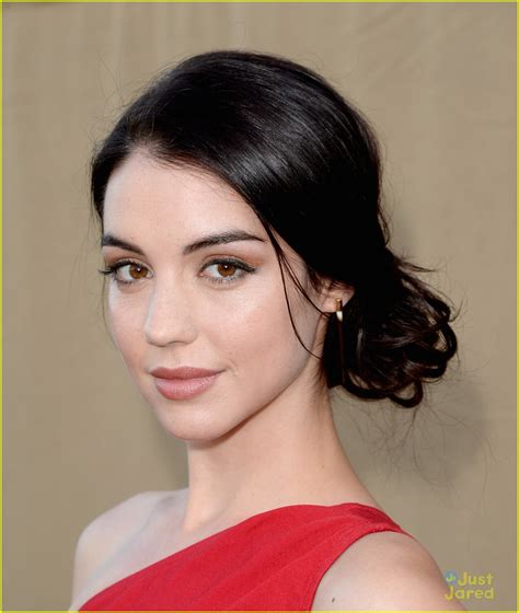Queen mary (adelaide kane) discovers there is a leak amongst her advisors and sets out to uncover the traitor. Adelaide Kane: Summer TCA Party with Torrance Coombs ...