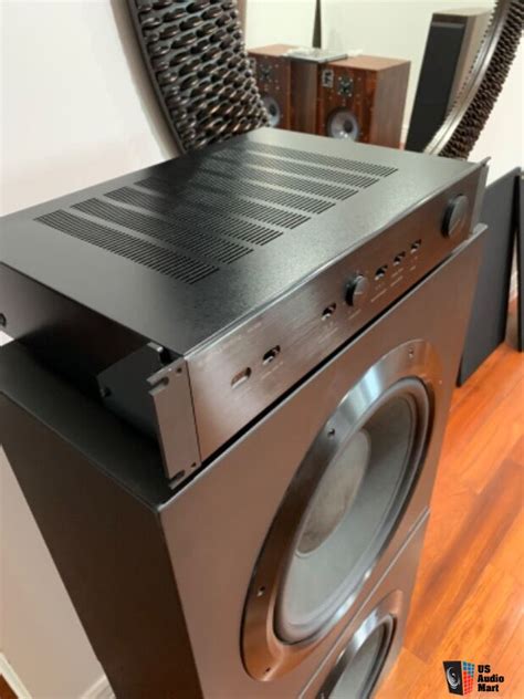 Bandw Bowers And Wilkins Ct Sw15 Pair And Sa1000 Subwoofer Amplifier Photo