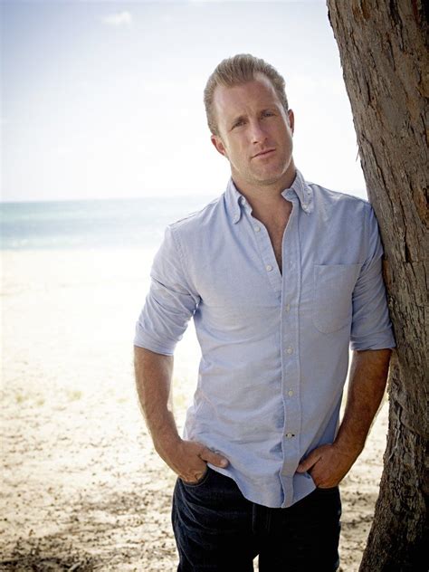 Here S A Final Look At Alex O Loughlin And Scott Caan As Hawaii Five