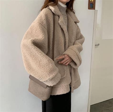See more ideas about roblox, cool avatars, roblox pictures. CURLY FUR BUTTONS BEIGE BLACK BROWN JACKET | Fashion ...