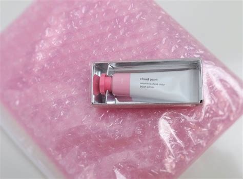 Related:glossier cloud paint beam glossier cloud paint haze. Pretty and Mundane - Glossier Cloud Paint Puff | Lenallure