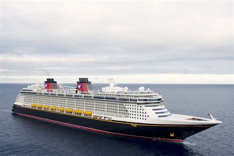 Disney Fantasy - Staterooms and Suites | The Disney Blog
