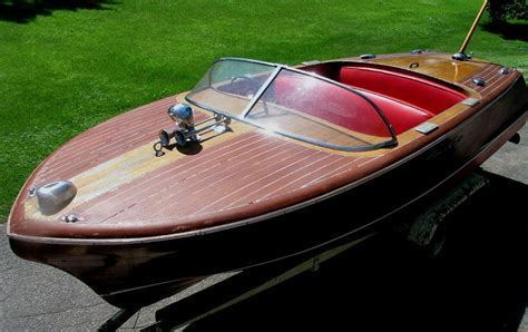 Classic Boat 19 Ft Chris Craft Capri Wooden Speed Boats Wood Boats