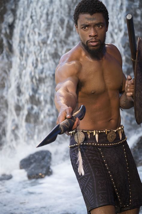 Boseman played such icons as jackie robinson in 42 and james brown in. Photo : Black Panther (T'Challa au combat - Chadwick Boseman)