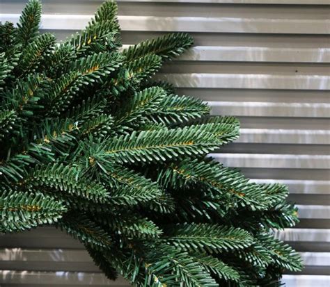 20 Realistic Fraser Fir Christmas Wreath Holiday Stuff Artificial