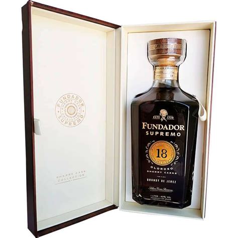 comprar brandy fundador supremo 18 años 1 litro 2 vasos online licorea