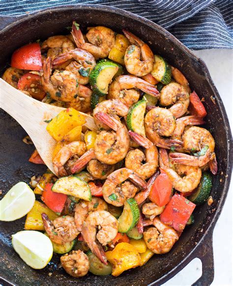 Easy Garlic Butter Shrimp And Vegetable Skillet The Flavours Of Kitchen