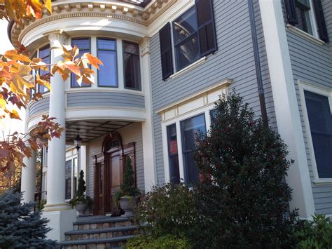 Newton, MA SF Housing Report Nov 2014