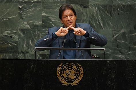 Imran Khan Raises Kashmir Issue Repeats His War Rhetoric Warns Of