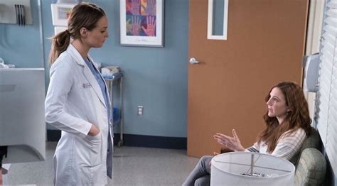 Grey S Anatomy Brings Back Sarah Utterback As Nurse Olivia