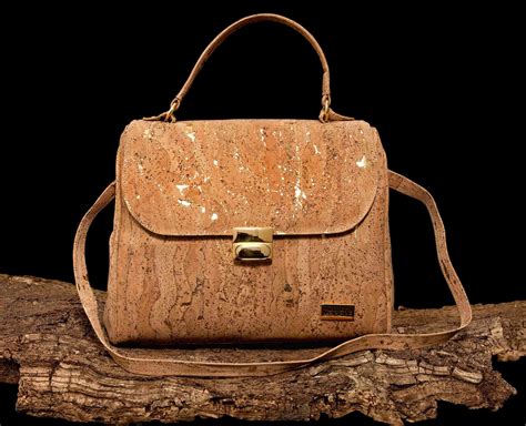 #handmadepurse | Cork handbag, Handmade purses, Cork bag